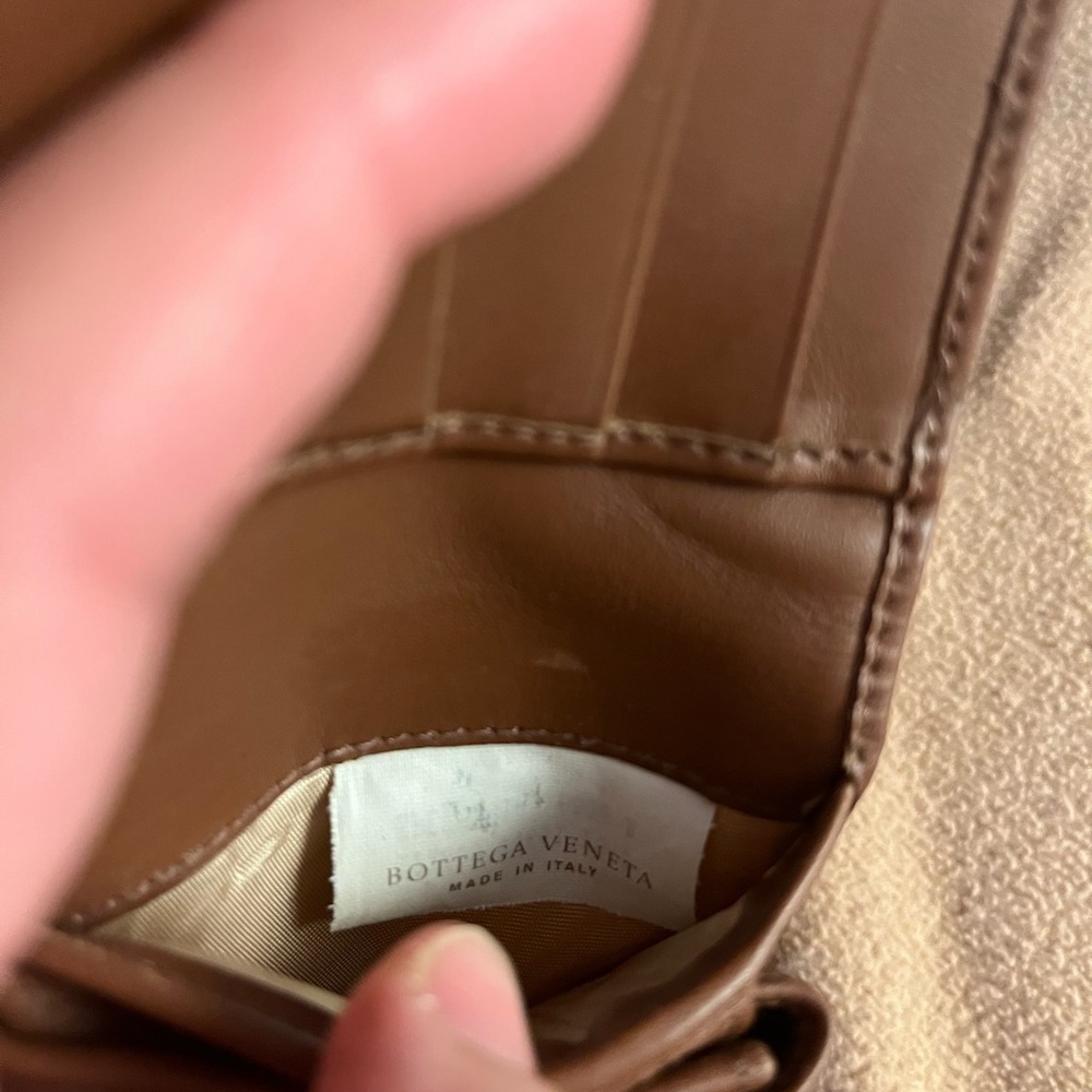 SOLD - Bottega Veneta Intreciatto lambskin leather zip around bifold wallet - Picture 6 of 15